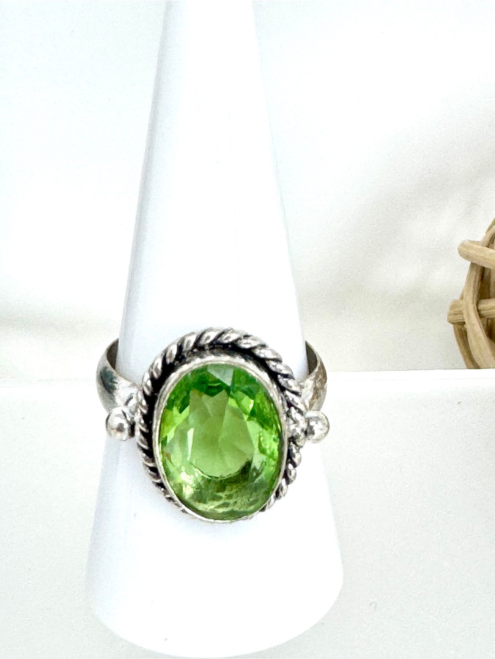 NWT Peridot Gemstone Oval Silver Statement Ring